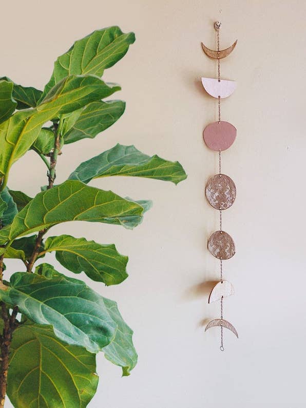 Faser af månen Garland for engroshandel hos Faux Theory Design