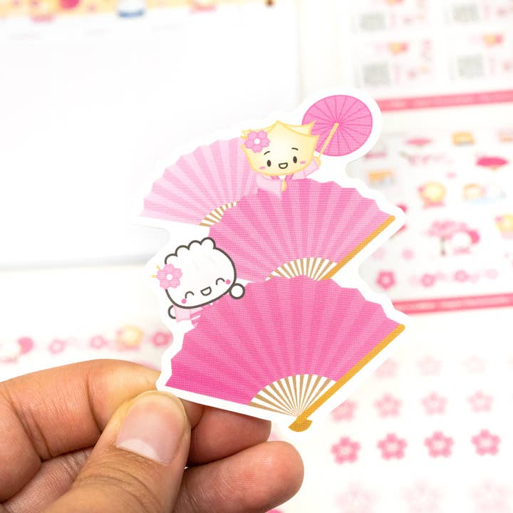Sakura Fans - Sticker pour ordinateur portable pour la vente par Wonton In A Million