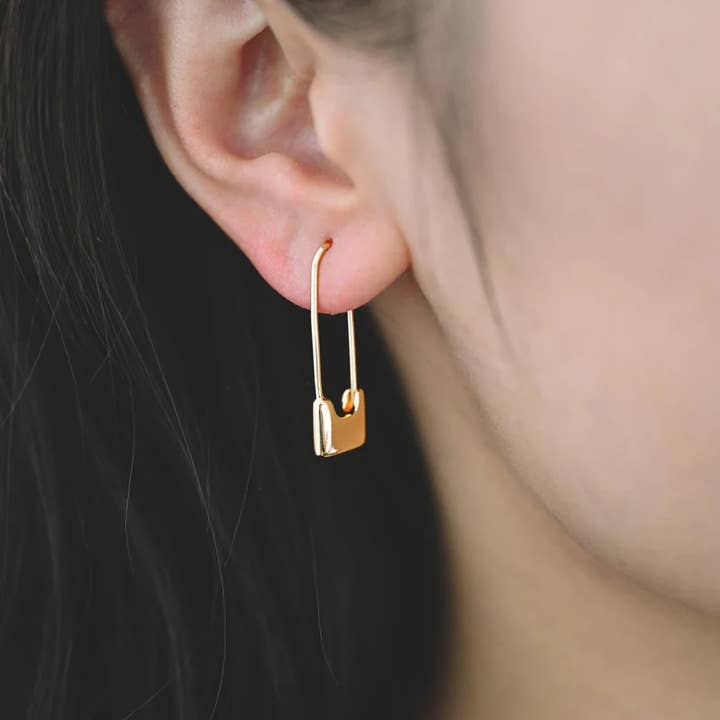 Two Daisies Retail - Wholesale Dangle Earrings - Paperclip Earrings, Gold/Rhodium Plated