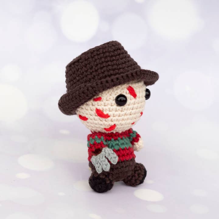 TOMOPOD LLC - Wholesale Christmas Decoration - Mini Freddy Krueger Crochet, Funny Doll Crochet Decor, Gift 3