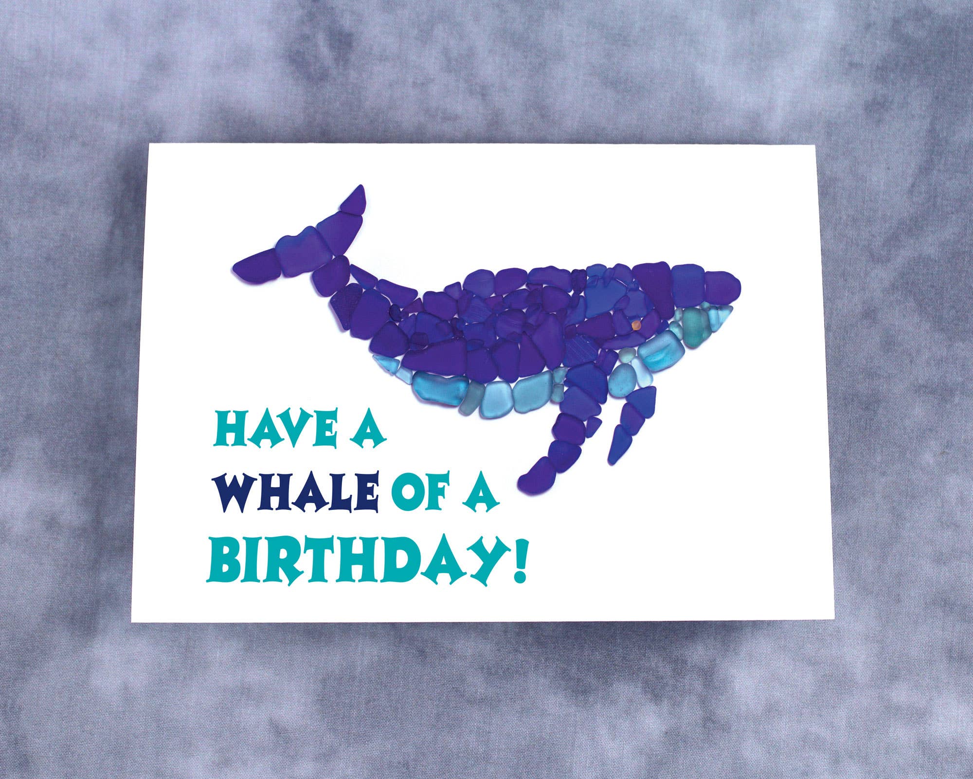 Beachcombing / Etched by the Sea – Engroshandel Fødselsdagskort – Havglashvaler har en hval af et fødselsdagskort1