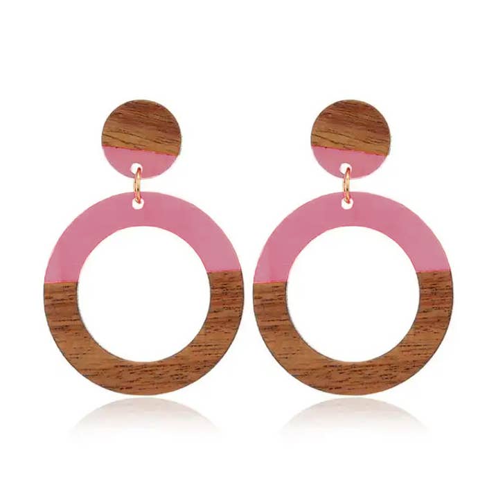 Runde Ohrringe aus Holz — Rosa für den Großhandel von JCorner