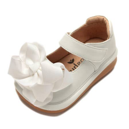 Mooshu Trainers - Venta al por mayor Calzado de vestir - Niños - Zapatos Mary Jane con moño intercambiable para niñas pequeñas - Ready Set Bow4