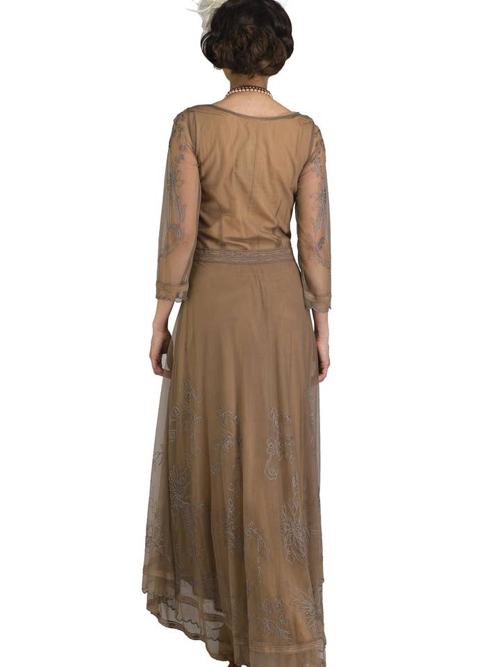 Haste dourada escura Vestido Nataya 40163 em Prata Antiga para venda a revendedores na Faire4