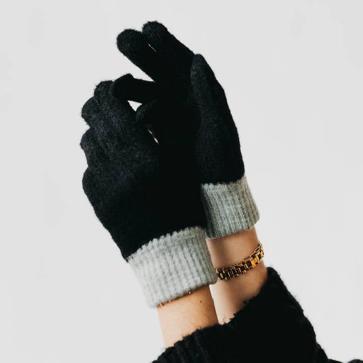 Two Tone Smart Gloves for wholesale by Pretty Simple