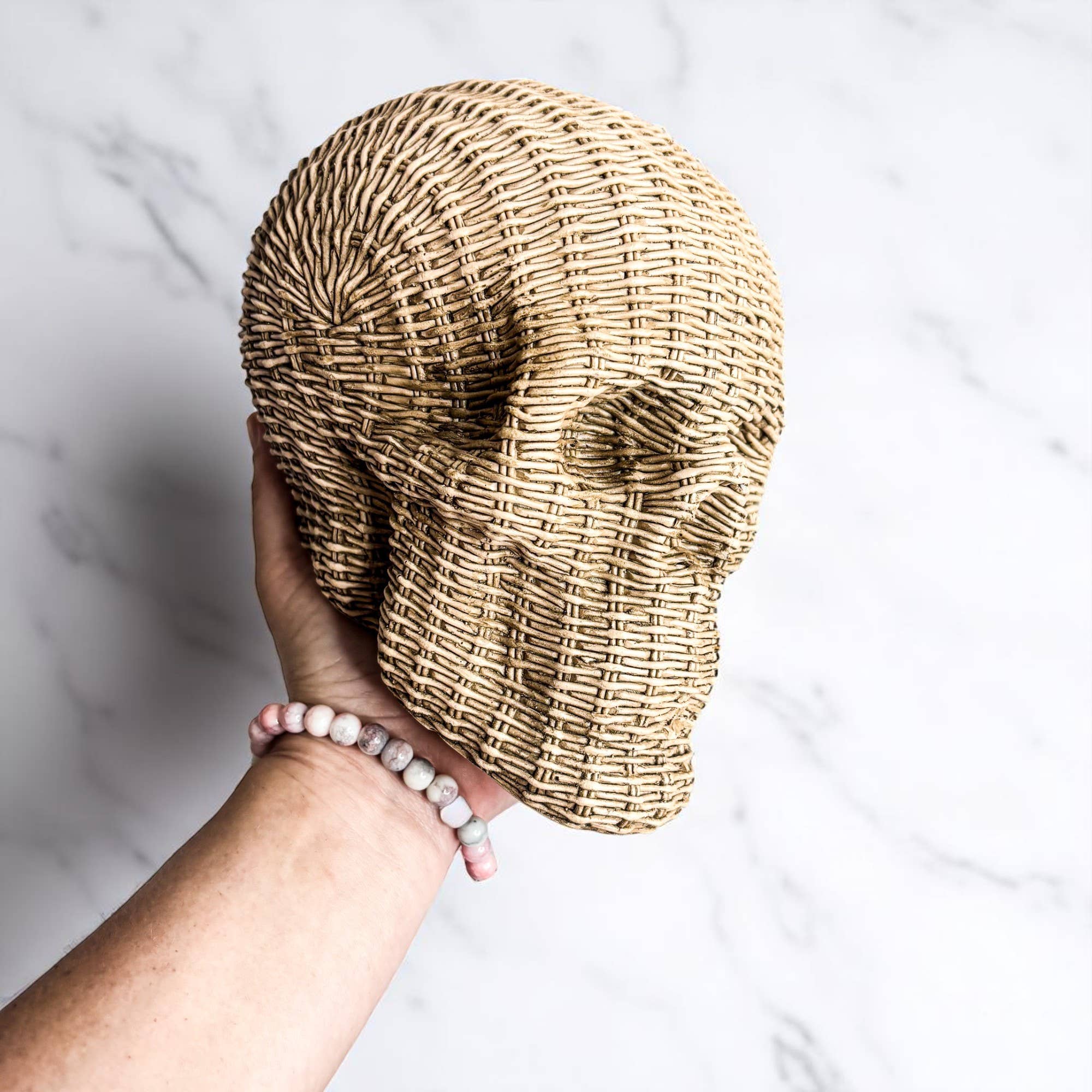 Gia Roma - Wholesale Decorative Figurine - Resin Skull Statue Rattan Halloween Gothic Home Decor Unique52
