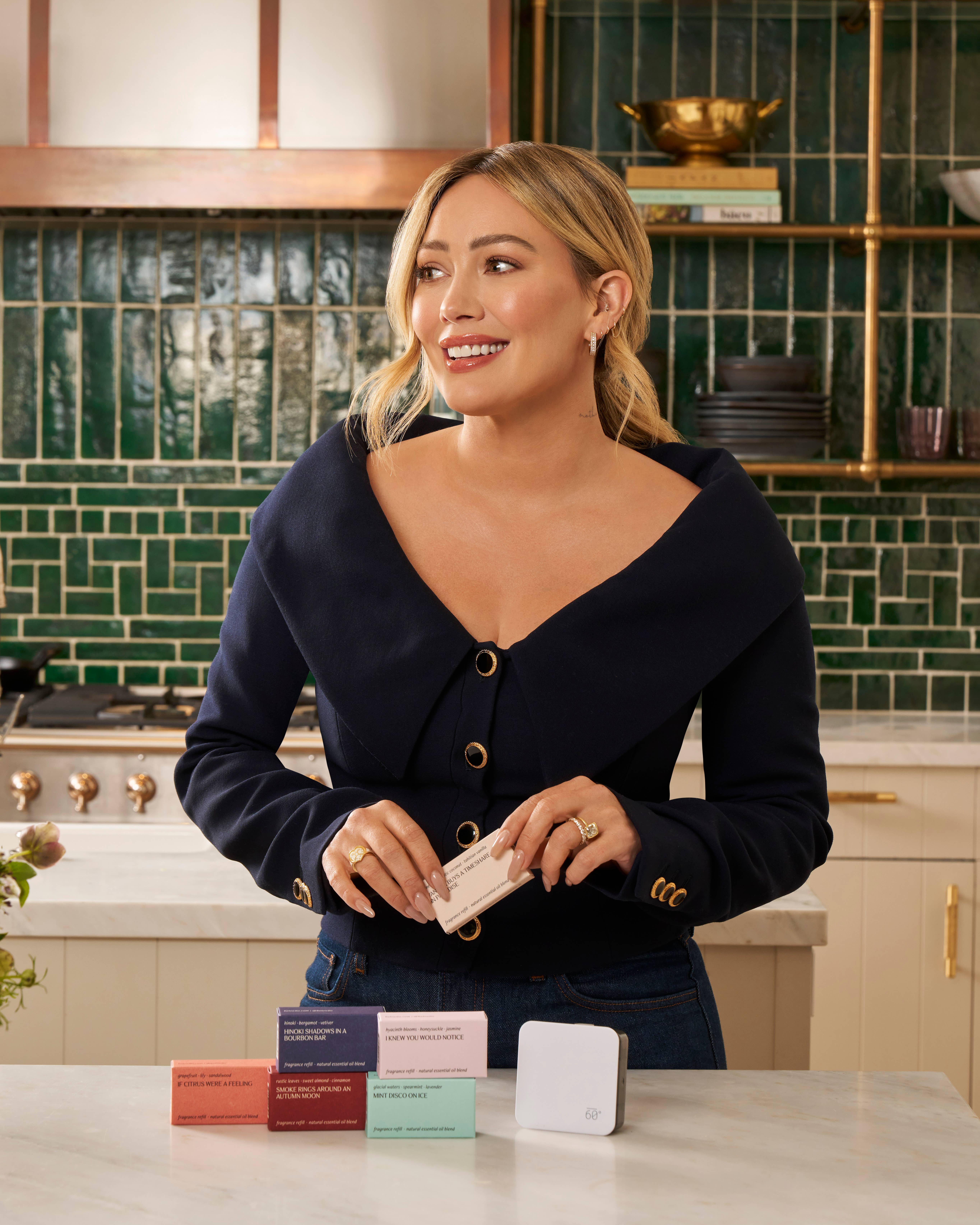 Below 60 - Wholesale Electronic Diffuser - Complete Starter Kit (Plug-in Wall Diffuser + 6 Scents) | Gift Set | Home Fragrances by Hilary Duff 3