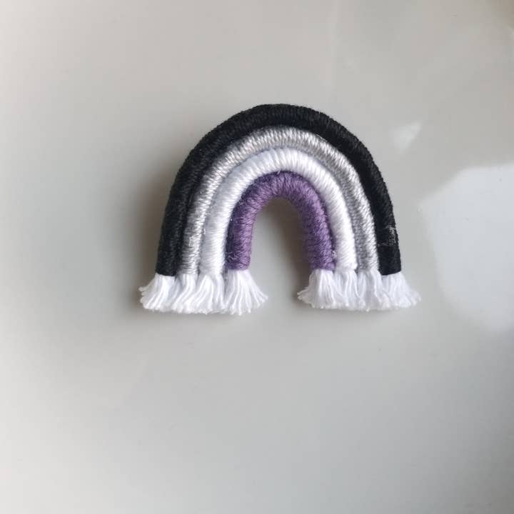 ASEXUAL PRIDE BAG PIN for wholesale by ARTESANIA