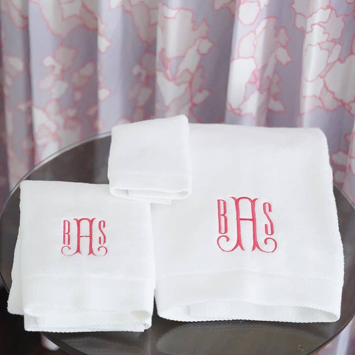 The Pillow Bar - Wholesale Bath Towel - Custom Embroidered 3pc Bath Towel Set
