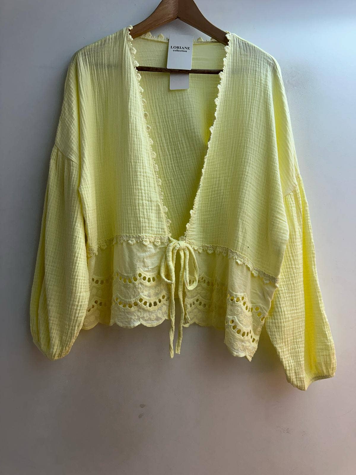 LORIANE - Wholesale Blouse - Women's - 22434 Plain blouse1