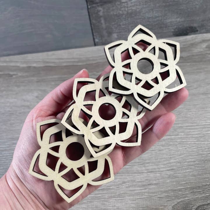 Keystone Crystals - Wholesale Decorative Tabletop Object - Wood Sphere Stand for Small Crystal Spheres – Themes18