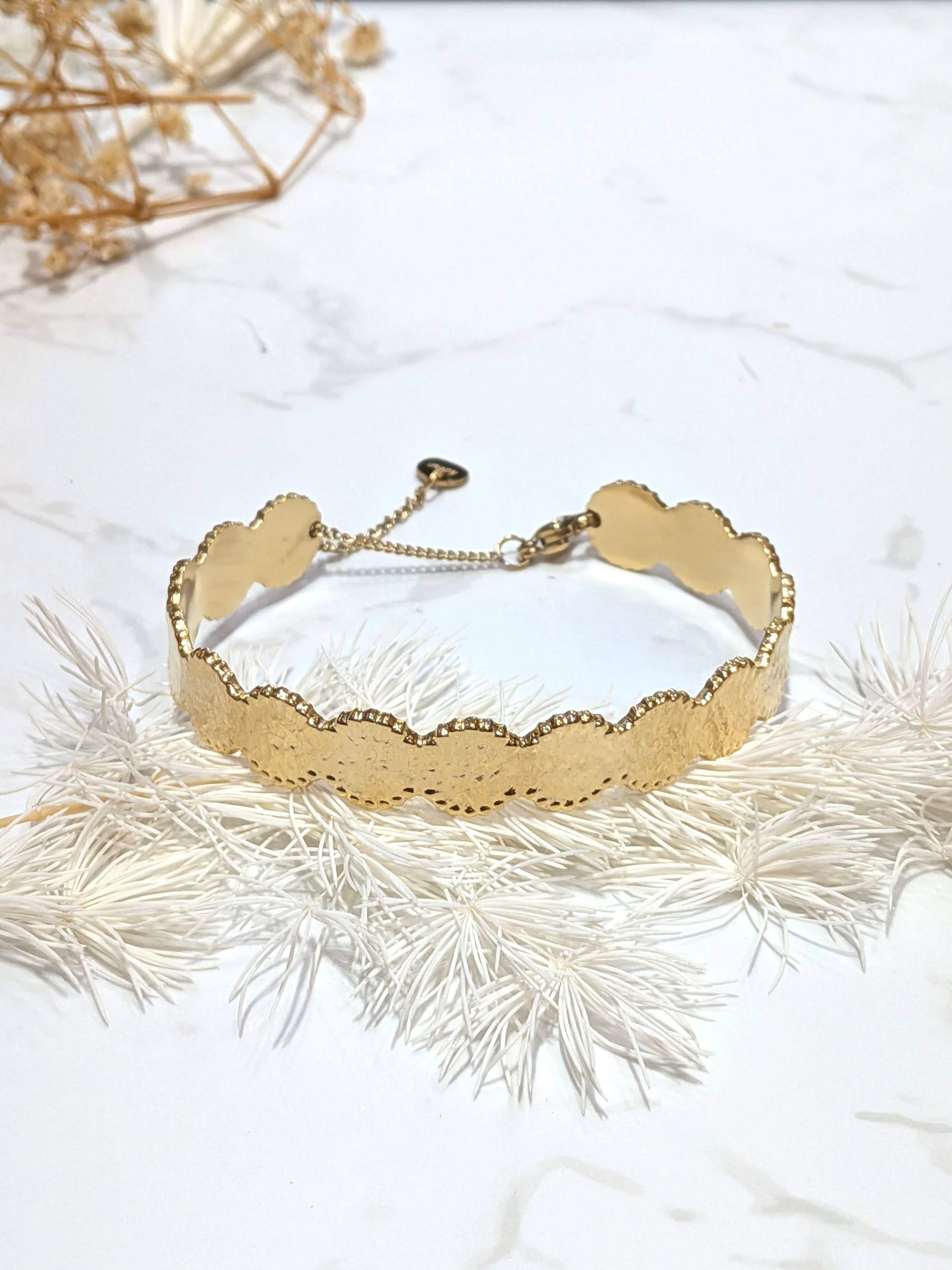 GOLDEN Paola rigid bangle bracelet for wholesale on Faire0