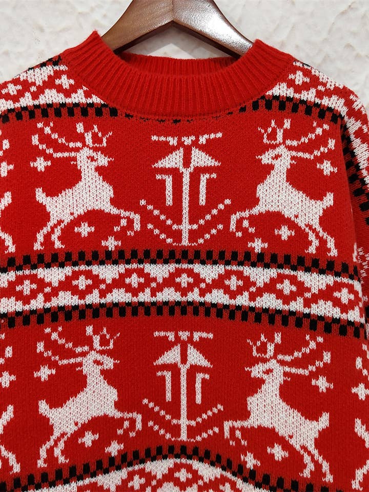 Red Christmas Crewneck Colour-Block Fawn Knitted Sweater for wholesale on Faire