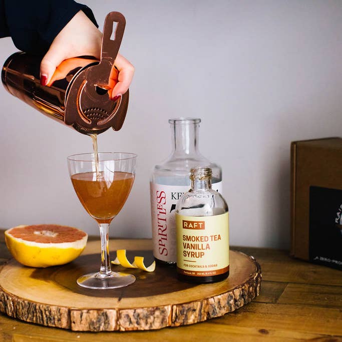 RAFT - Wholesale Cocktail Mix/Syrup - Smoked Tea Vanilla Syrup3