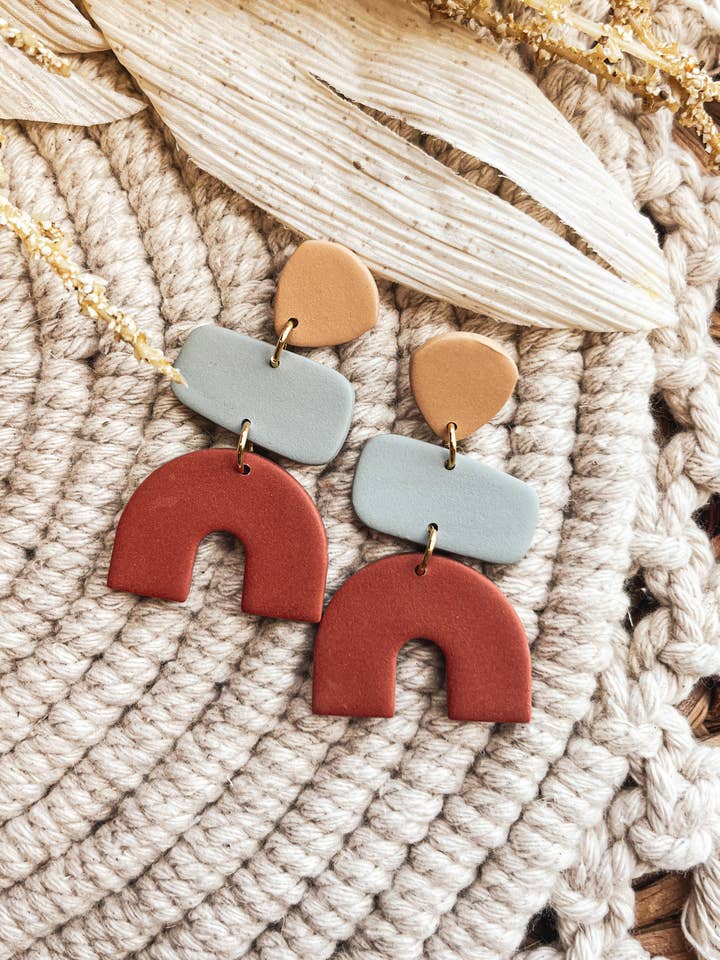 Boucles d'oreilles en pâte polymère The Hunter pour la vente par Body & Boho
