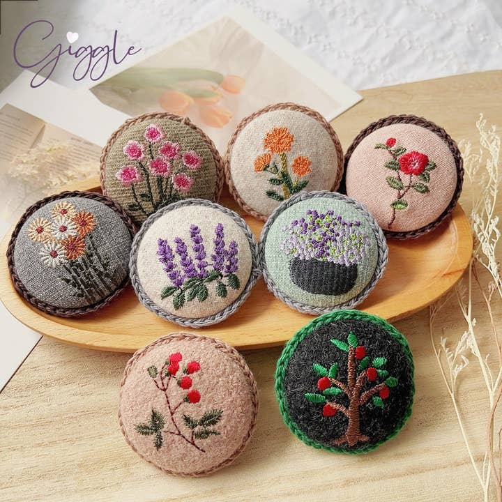 Giggle with Love - Vendita all'ingrosso Spille - Spilla con ricamo floreale | Spilla ricamata a mano per ragazza