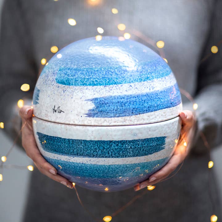 Cioccolato Lavoratti 1938 - Wholesale Chocolate - The Futurist Sphere with dark chocolate and orange1