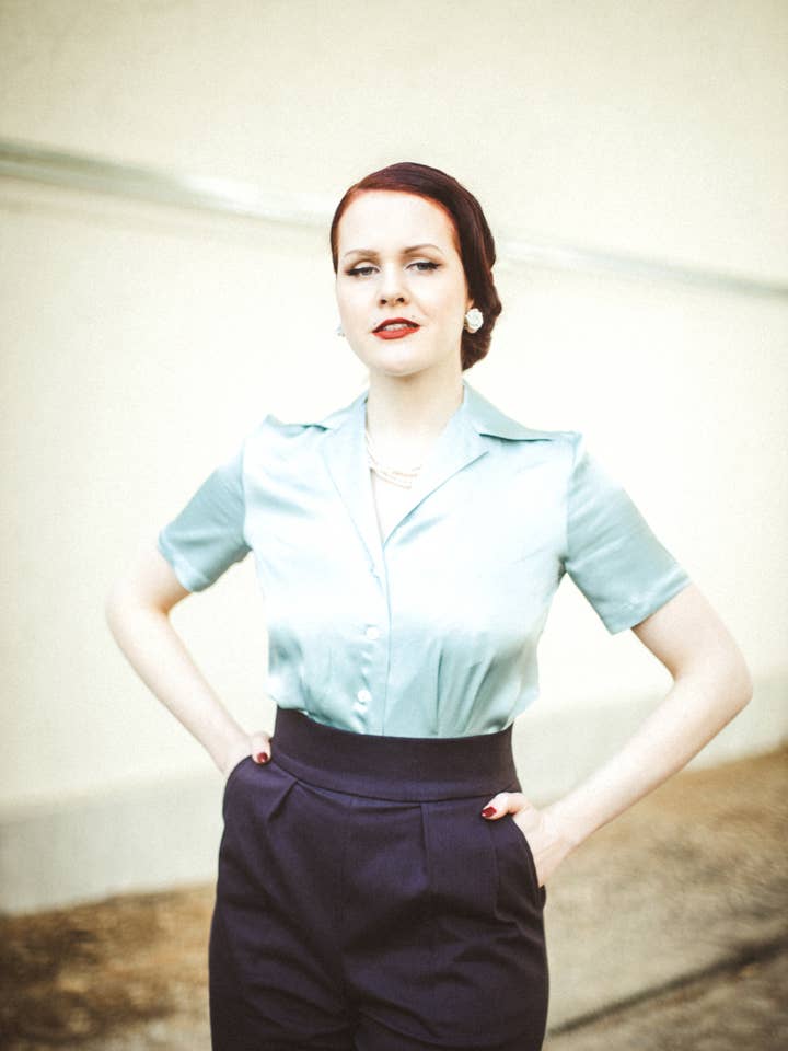 Gabriele Sabe - Wholesale Pants - Women's - Brooke, wide pants with a broad waistband6