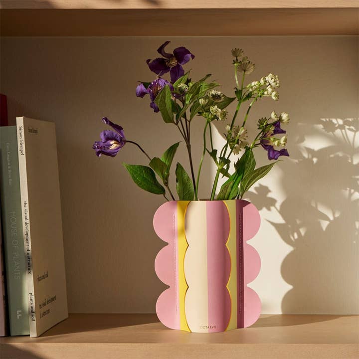 54 Celsius – wholesale Vase – OCTAEVO Mini Paper Vase Riviera Wave, Flower Vase & Card Set5