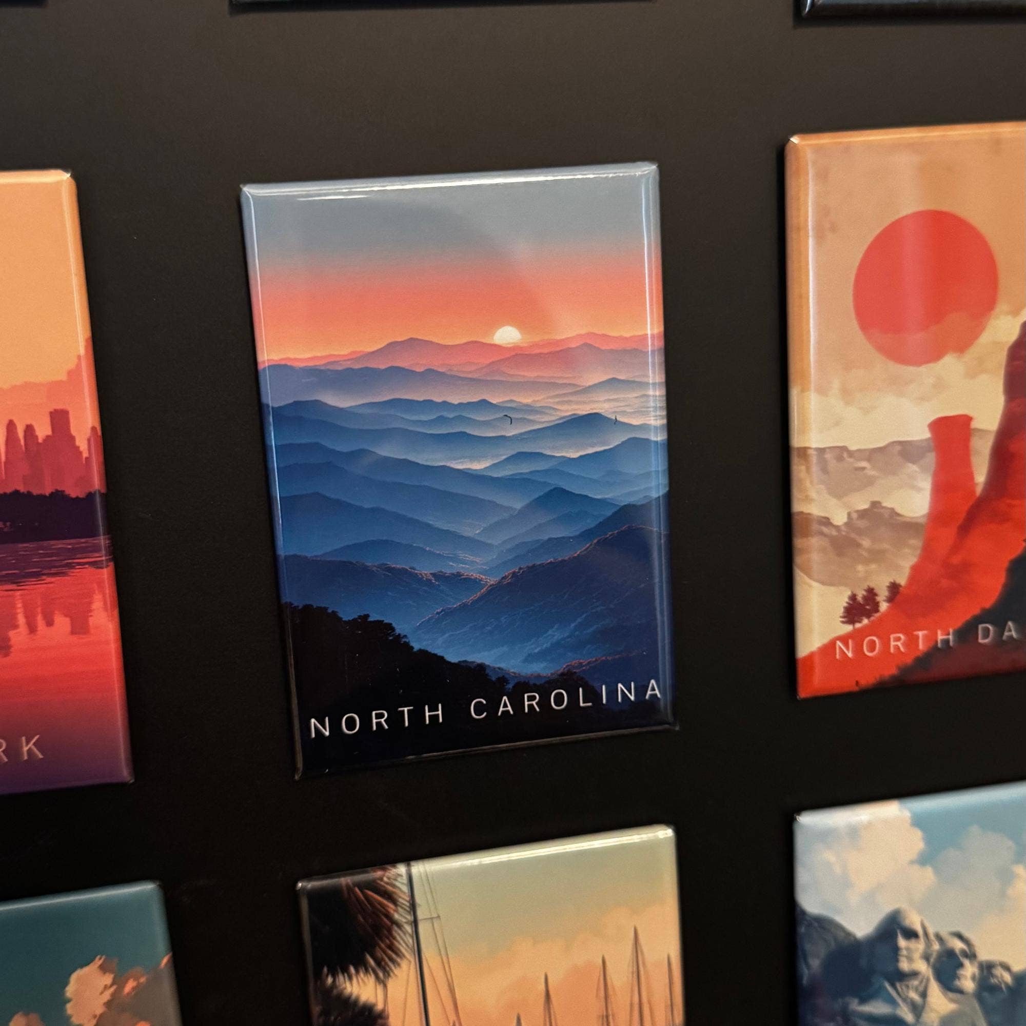 Tieu Magnetic – Íman por atacado – Íman do Estado da Carolina do Norte - Nascer do Sol nas Montanhas Blue Ridge1