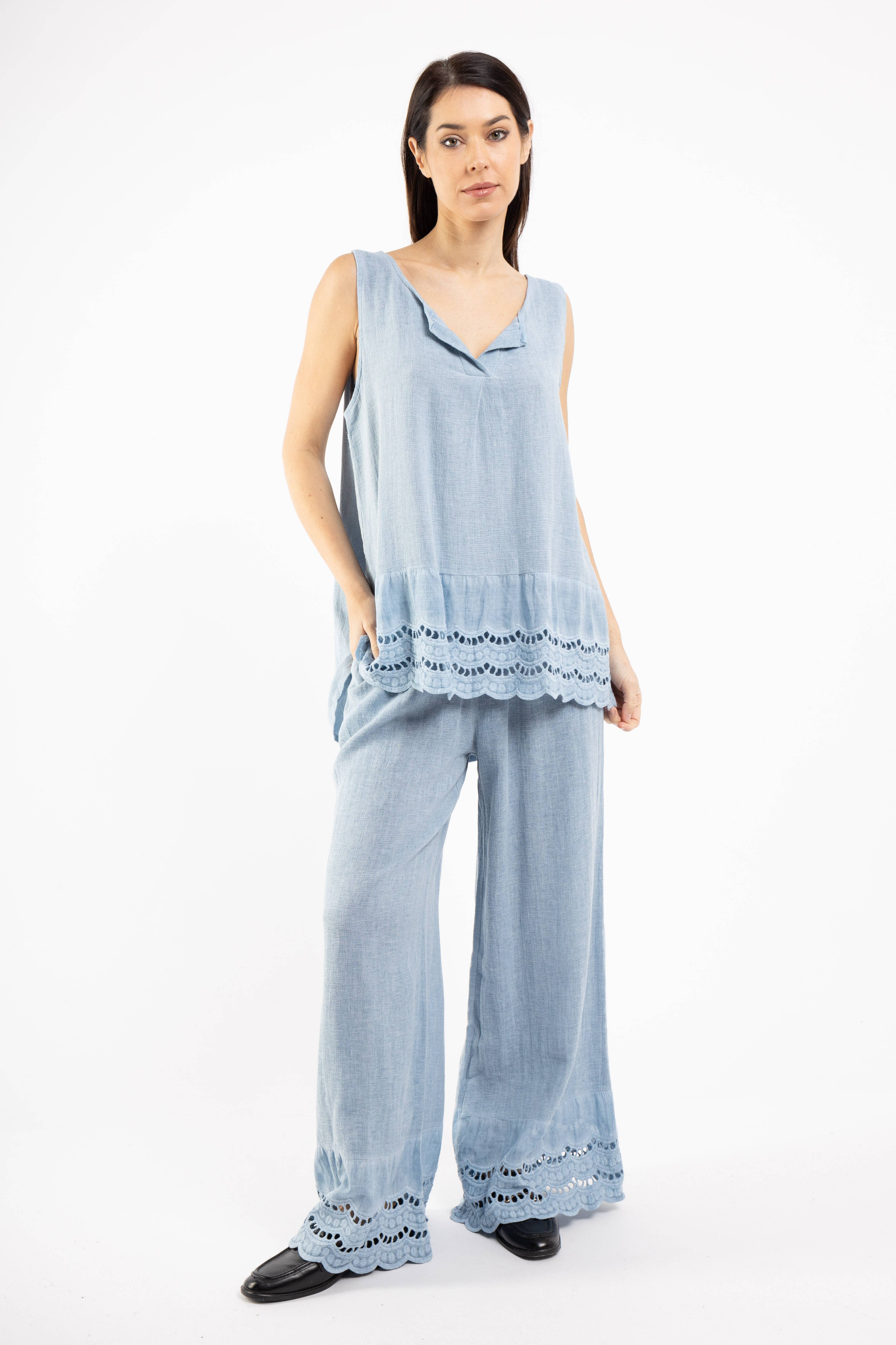 Shyloh - Wholesale Pants - Women's - Embroidered pants 2060335