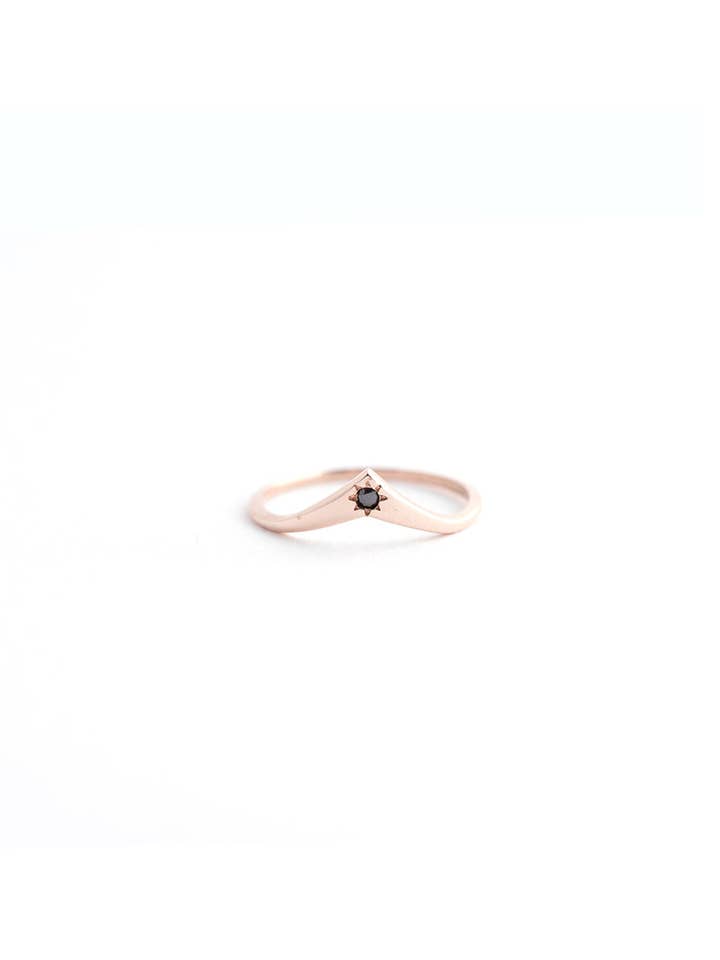 Bague Genie pour la vente par I Like It Here Club