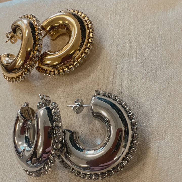 Maggie Hoop voor wholesale door 3Souls Company