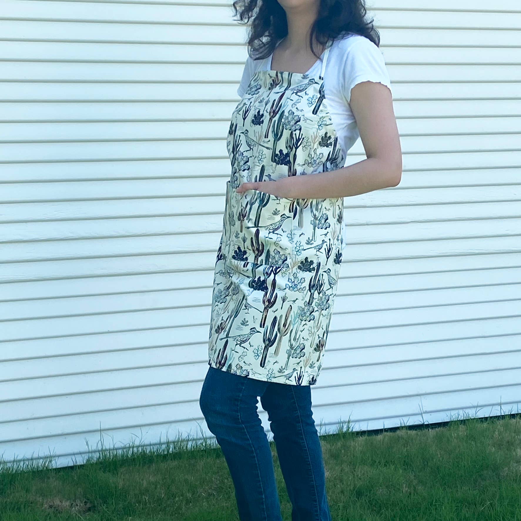 Cher the Fire - Wholesale Apron - Cotton Apron, Southwest Roadrunners3