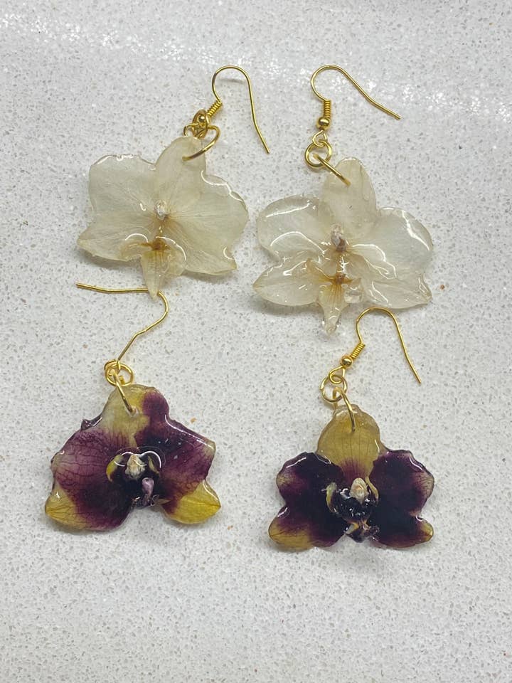 Large golden orchid earring for wholesale by Magic Store