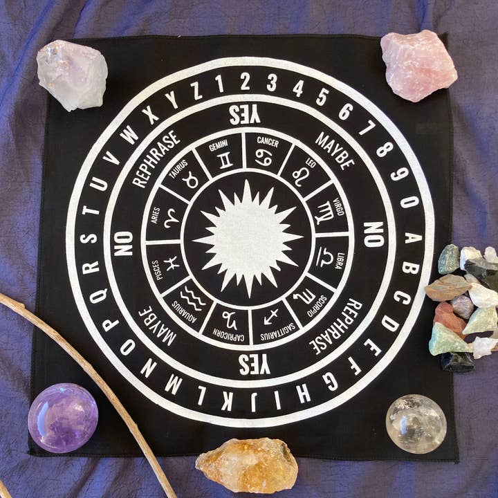 Joshua Tree Gems - Venta al por mayor Artículo de meditación - Paño de péndulo de adivinación impreso a mano diseño original