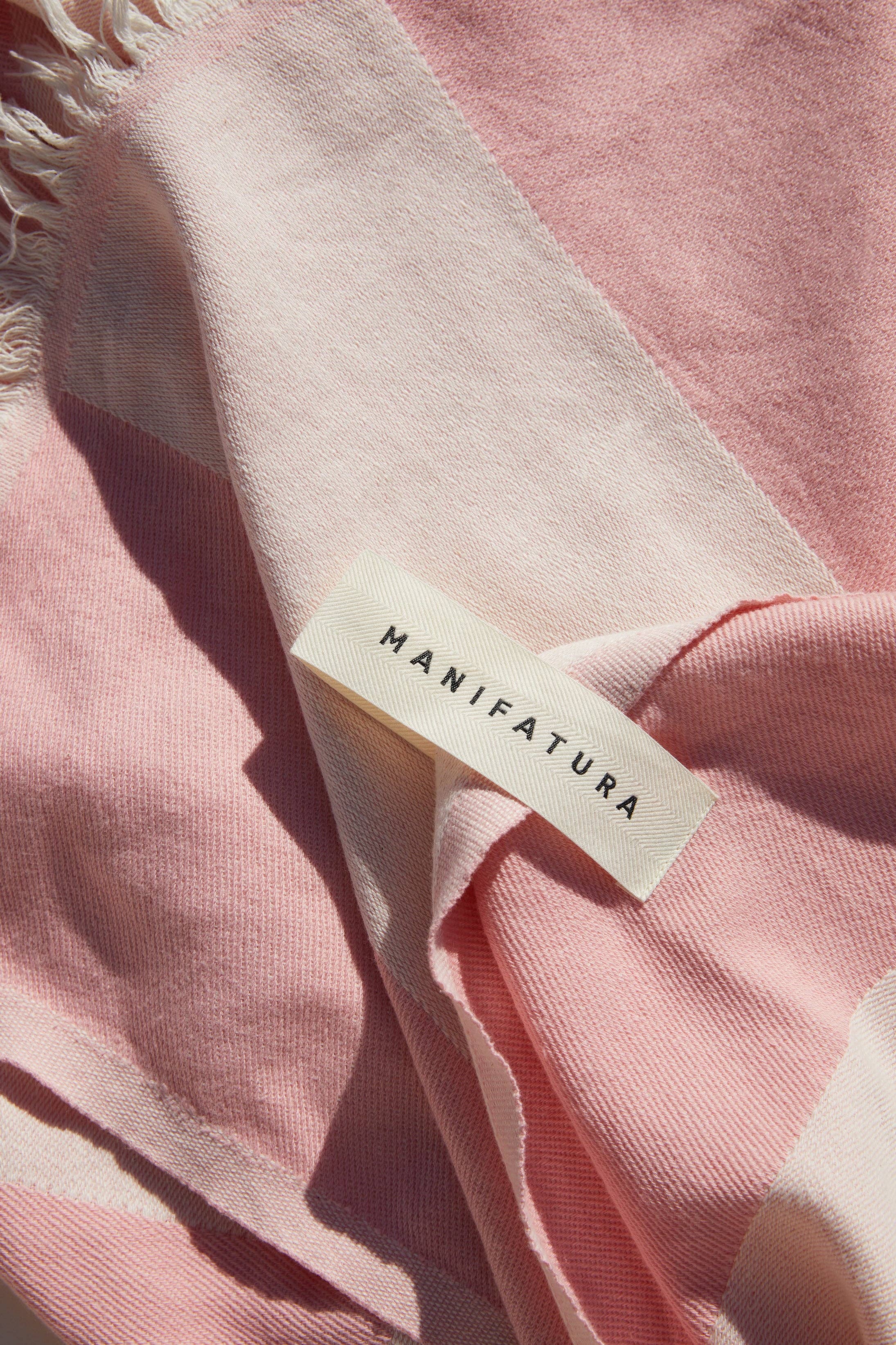 Manifatura - Wholesale Beach Towel - PINK Beach Towel3