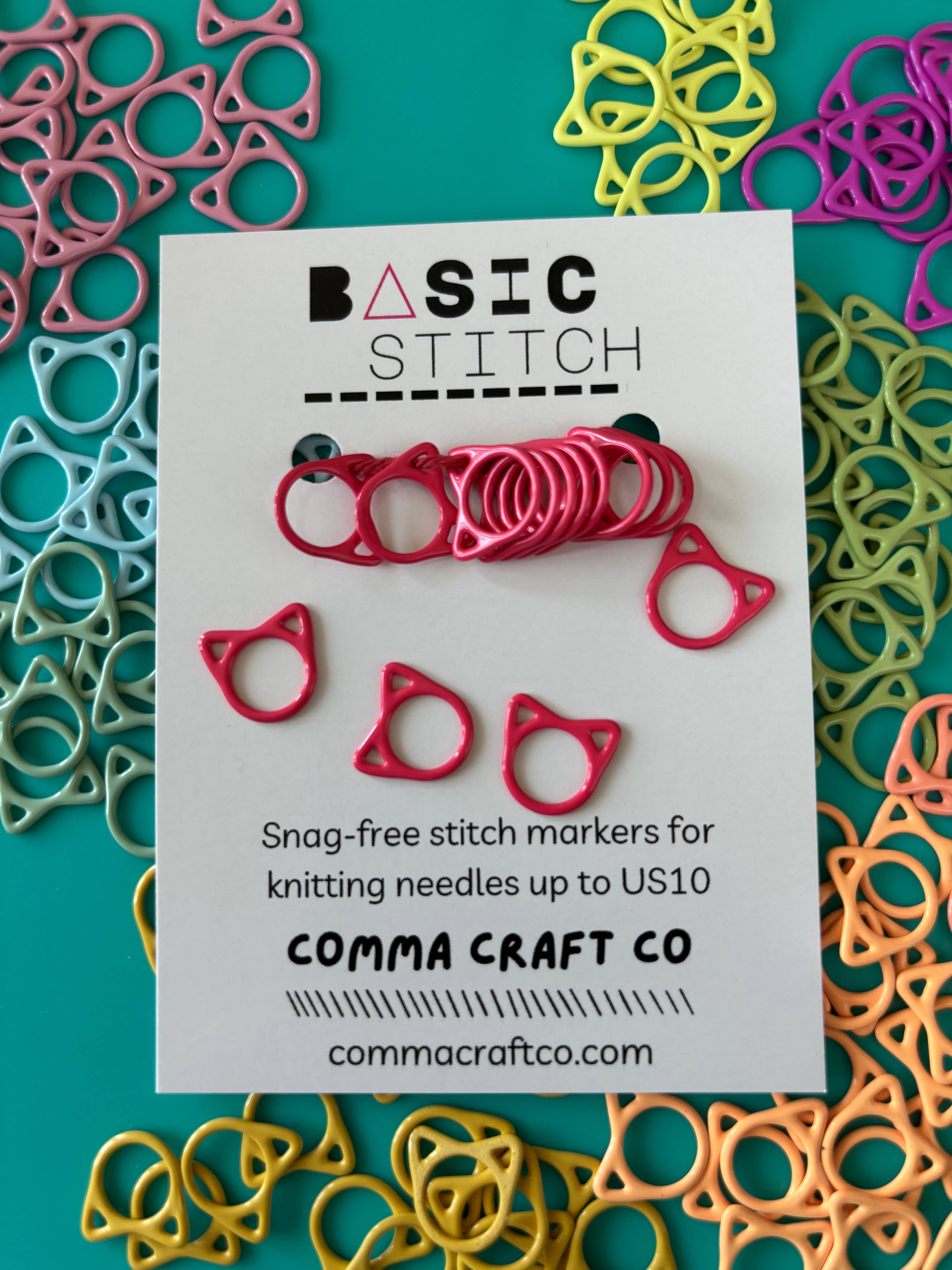 Comma Craft Co - Wholesale Knitting/Crochet Supplies - Basic Stitch Set Snag-Free Metal Stitch Markers Cat + Hearts4
