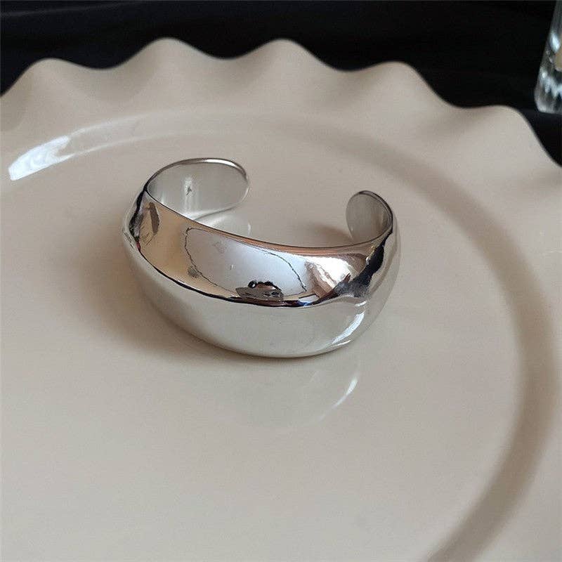 ShieldChic - Wholesale Cuff Bracelet - Geometric Smooth Twist Open Bangle1