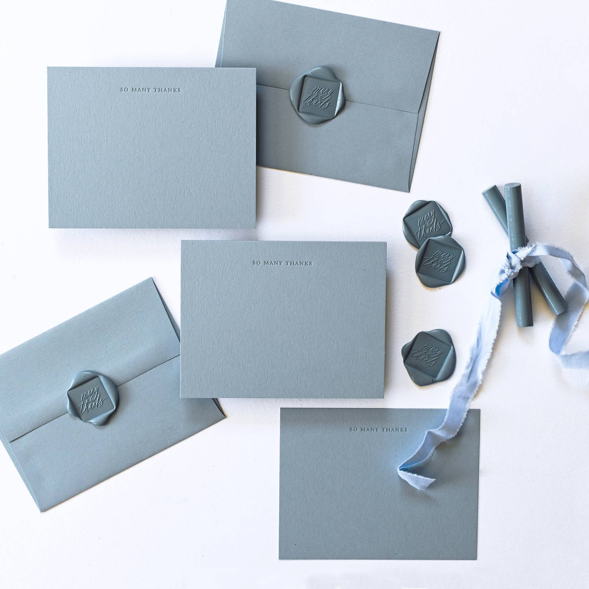 Little Well Paper Co. - Vente Assortiments de papeterie/cartes - Tant Many Merci Set de notes à plat1