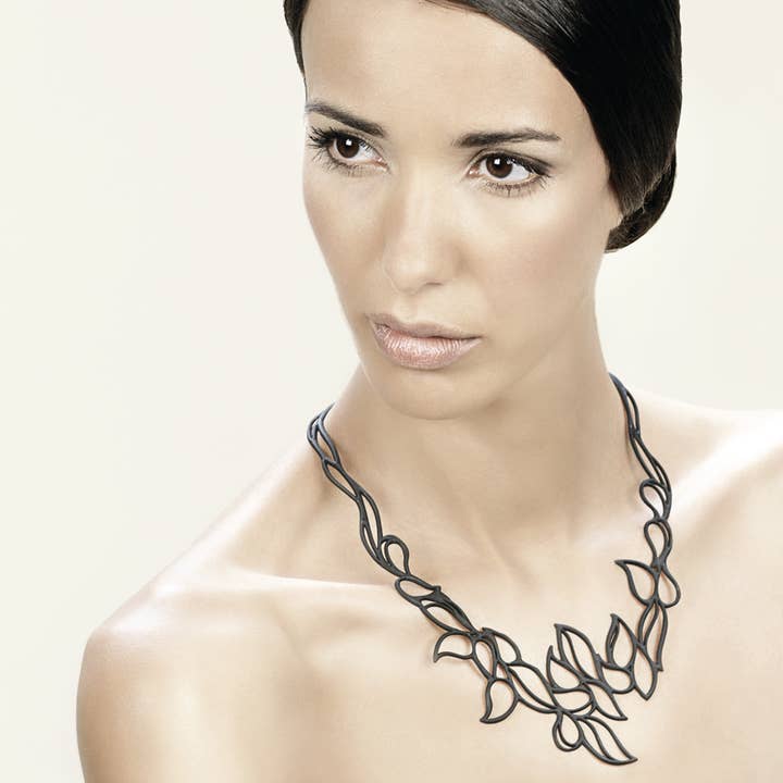 UNIKARTIST - Wholesale Bib necklace - Drops Necklace1