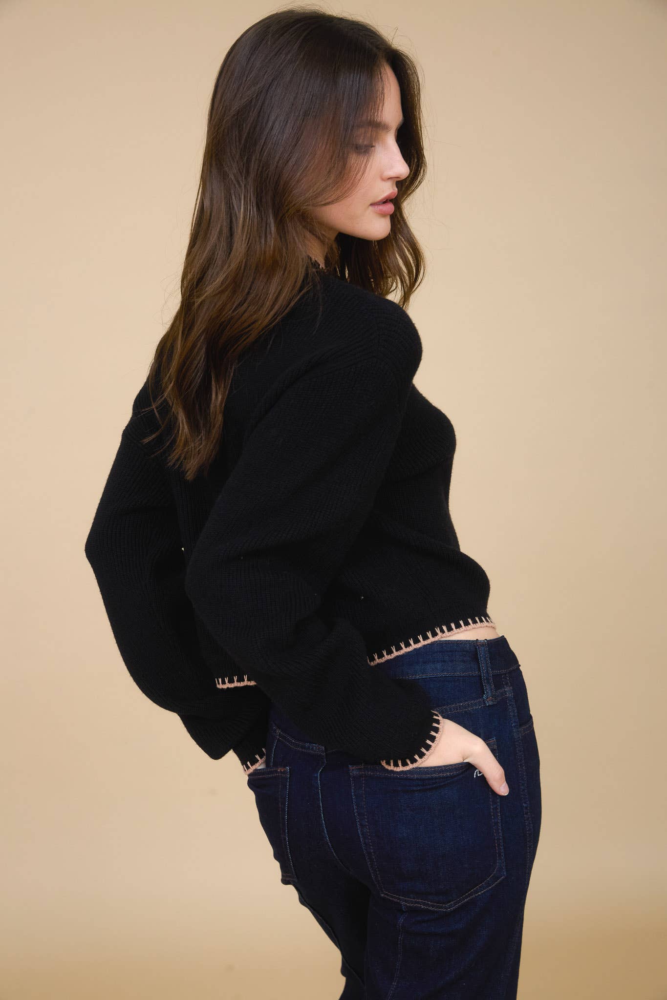 The Workshop Studio - Wholesale Knit Sweater - Women's - CONTRAST STITCH TRIM BUTTON DOWN KNIT CARDIGAN 4