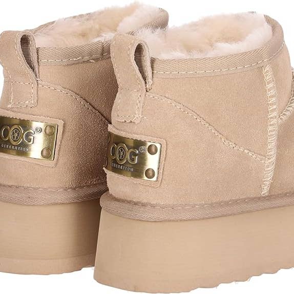 OB5888 OOG Stivali da donna in pelle con pelliccia Teddy Beige e ulteriori Risultati per grumelli calzature all'ingrosso. Resi gratuiti e termini di pagamento a 60 giorni su Faire in tendenza su Faire.