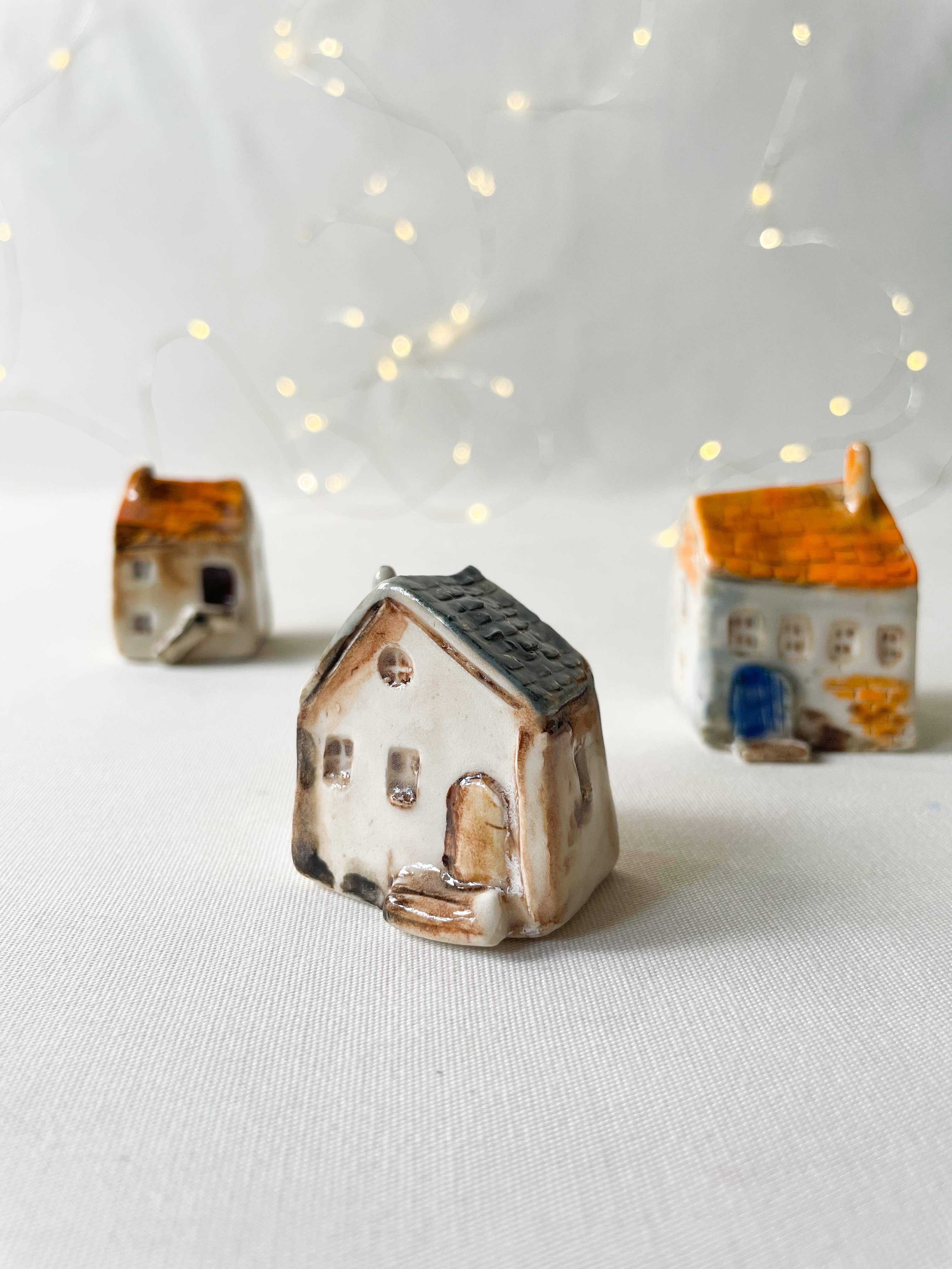 Mist Ceramics - Vendita all'ingrosso Decorazioni da tavolo - Casetta in ceramica, decorazione per la casa, porta piante11