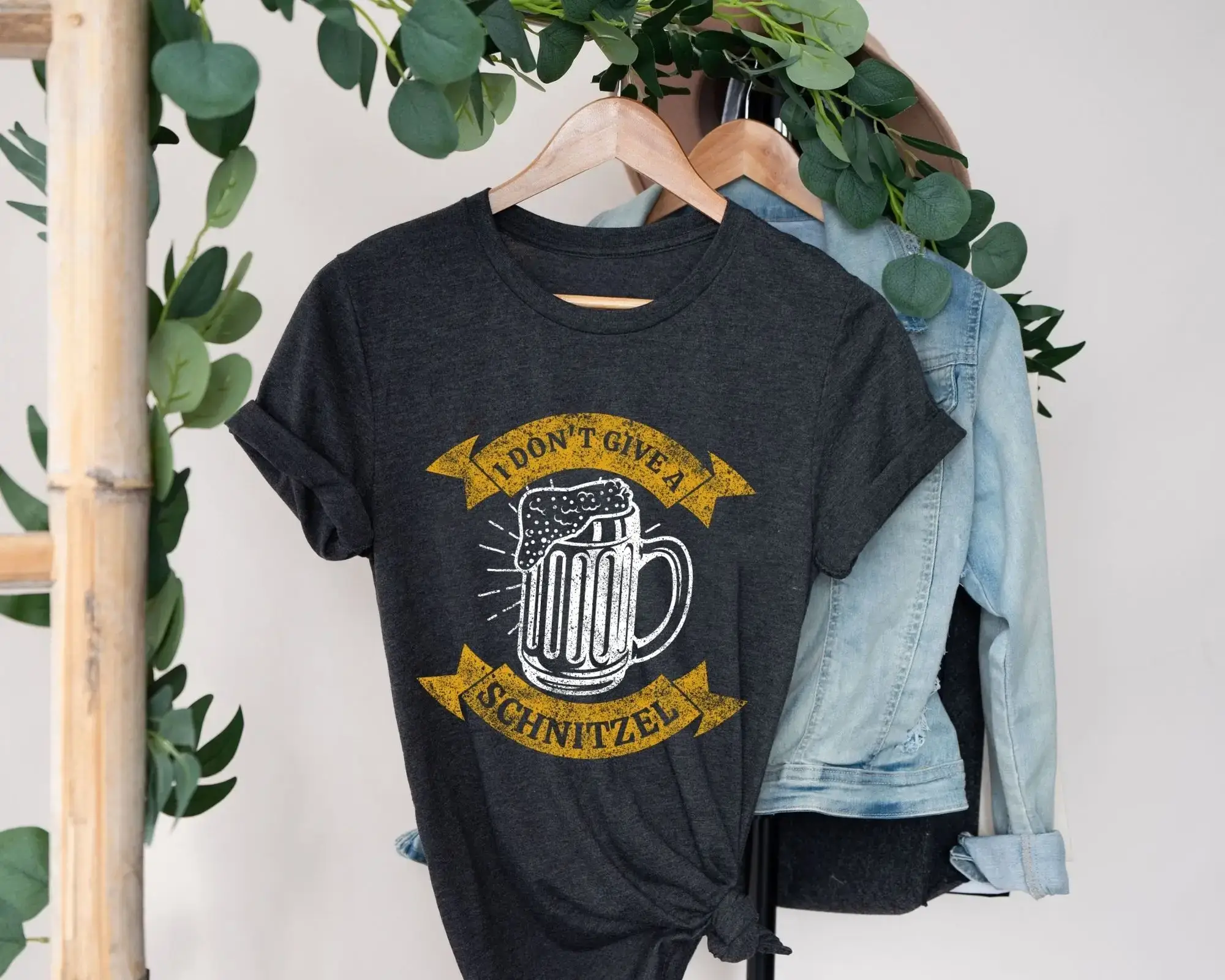 Vivtrek - Vente T-shirt sérigraphié – femme - T-shirt Oktoberfest Funny Drinking Beer Schnitzel Bar Pub1