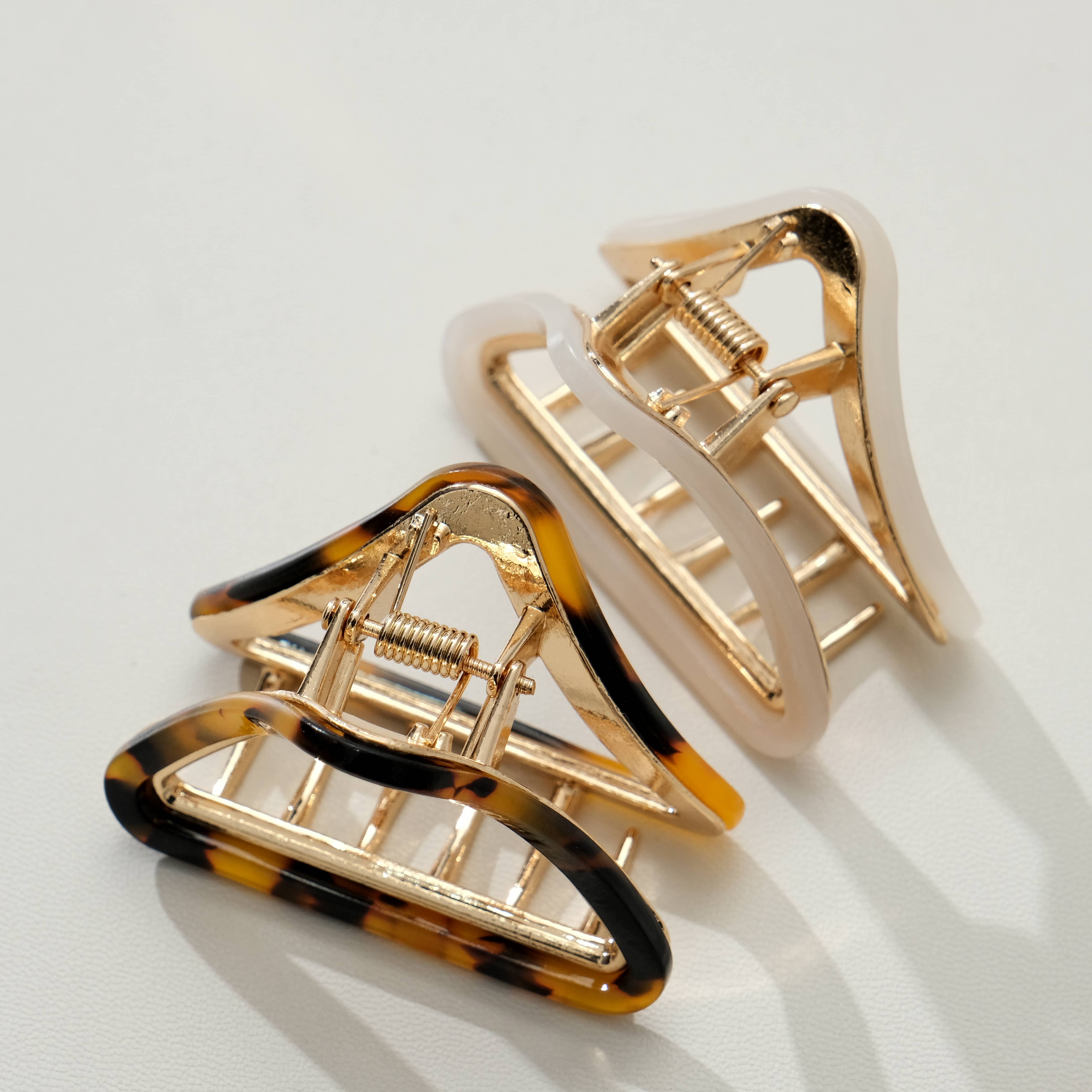 Assorted Amelie Core Classic Triangle Metal Claw Clip - Small for wholesale on Faire5