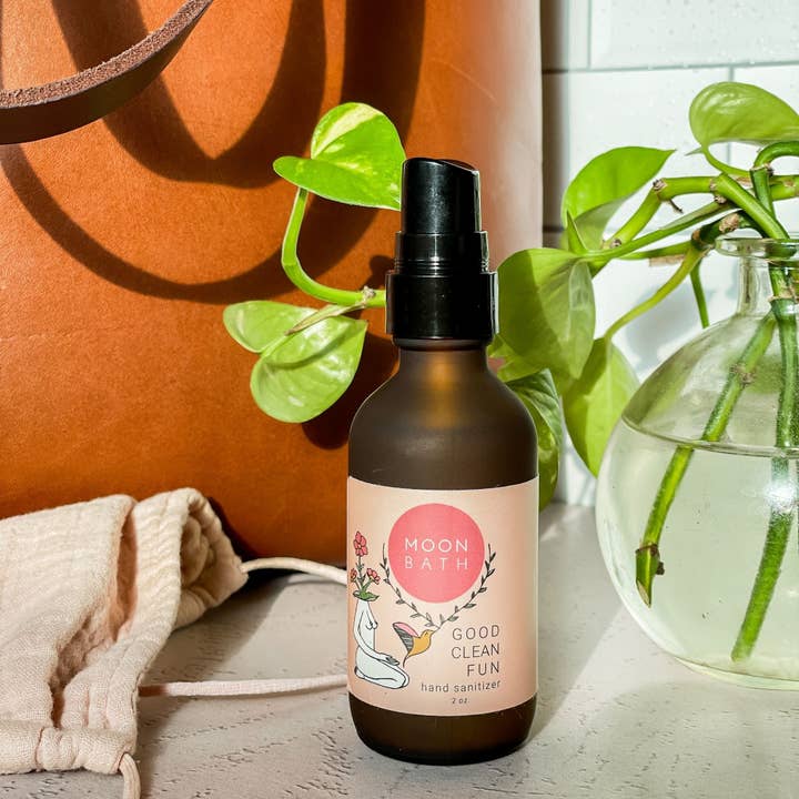 Moon Bath – Desinfetante para as mãos por atacado – GOOD CLEAN FUN | Desinfetante nutritivo para as mãos (orgânico!)4