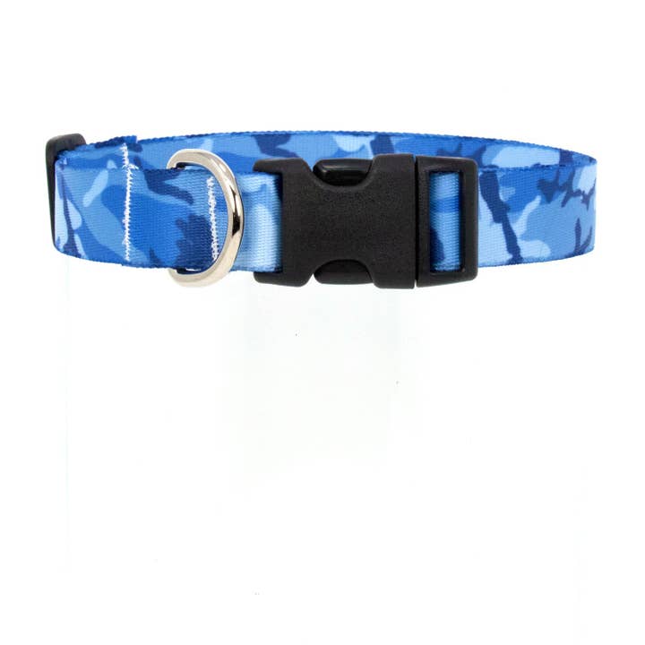 Collier pour chien camouflage bleu - Fabriqué aux États-Unis pour la vente par Buttonsmith