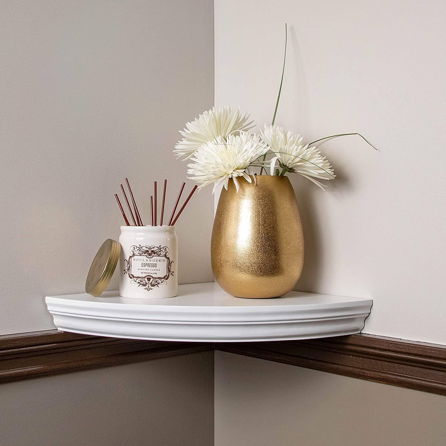 Above Edge - Vente Étagères murales - Étagère d'angle flottante design rond peu encombrant sans visière2