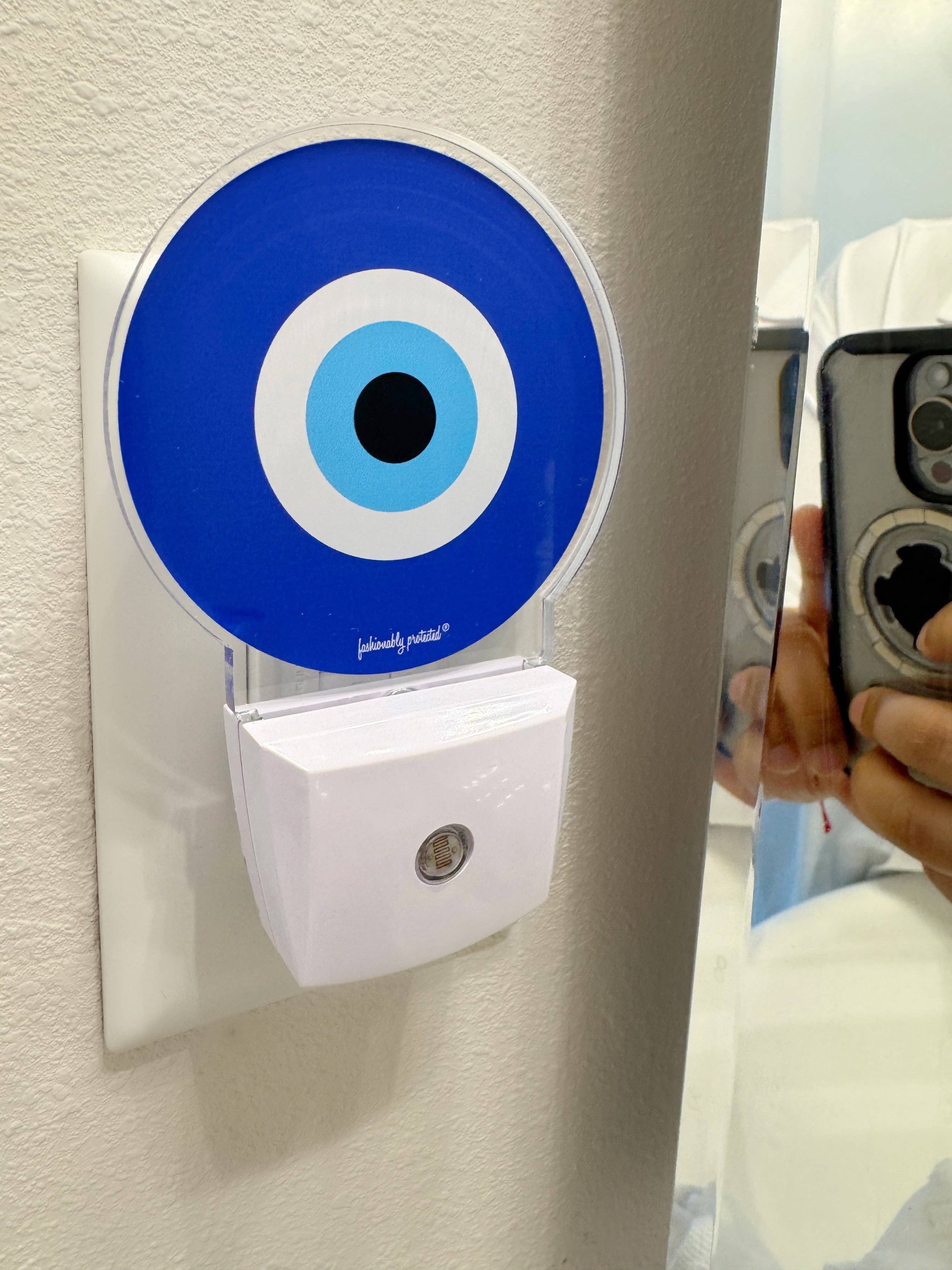 FRESHALAMODE / fashionably protected – wholesale Night light – Evil Eye Glow Sensor Plug In Light8