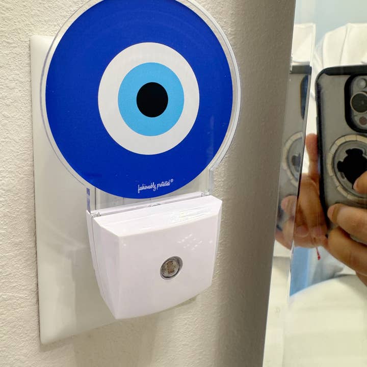 FRESHALAMODE / fashionably protected – wholesale Night light – Evil Eye Glow Sensor Plug In Light8