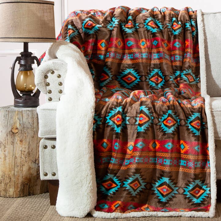 Wrangler® Southwest Horizon Plush Sherpa Throw for wholesale by Carstens, Inc.