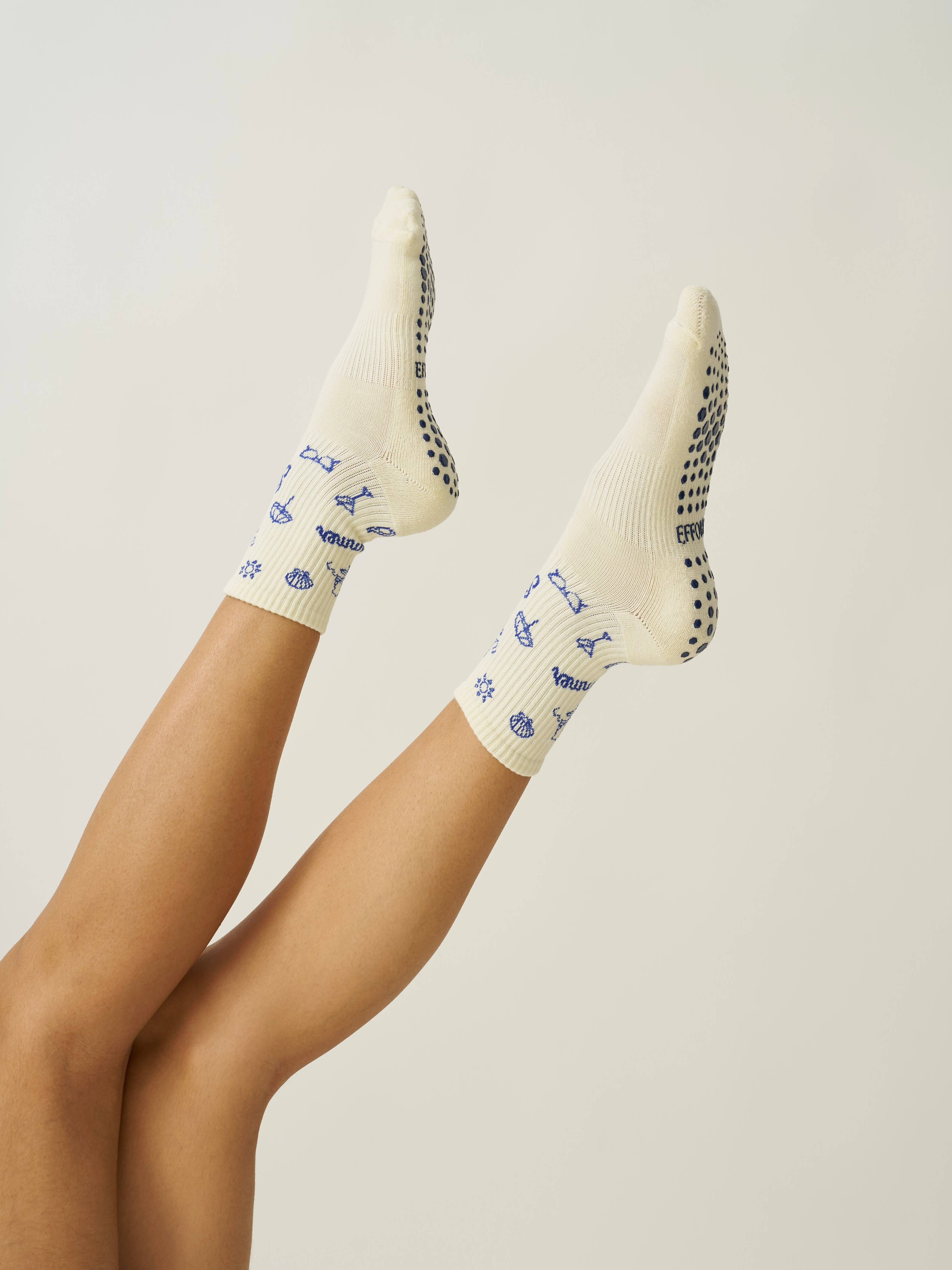 Effortless Club – Großhandel Socken – Damen – ☀️ Vintage Sommer-Griffsocke, Pilates-Socken3