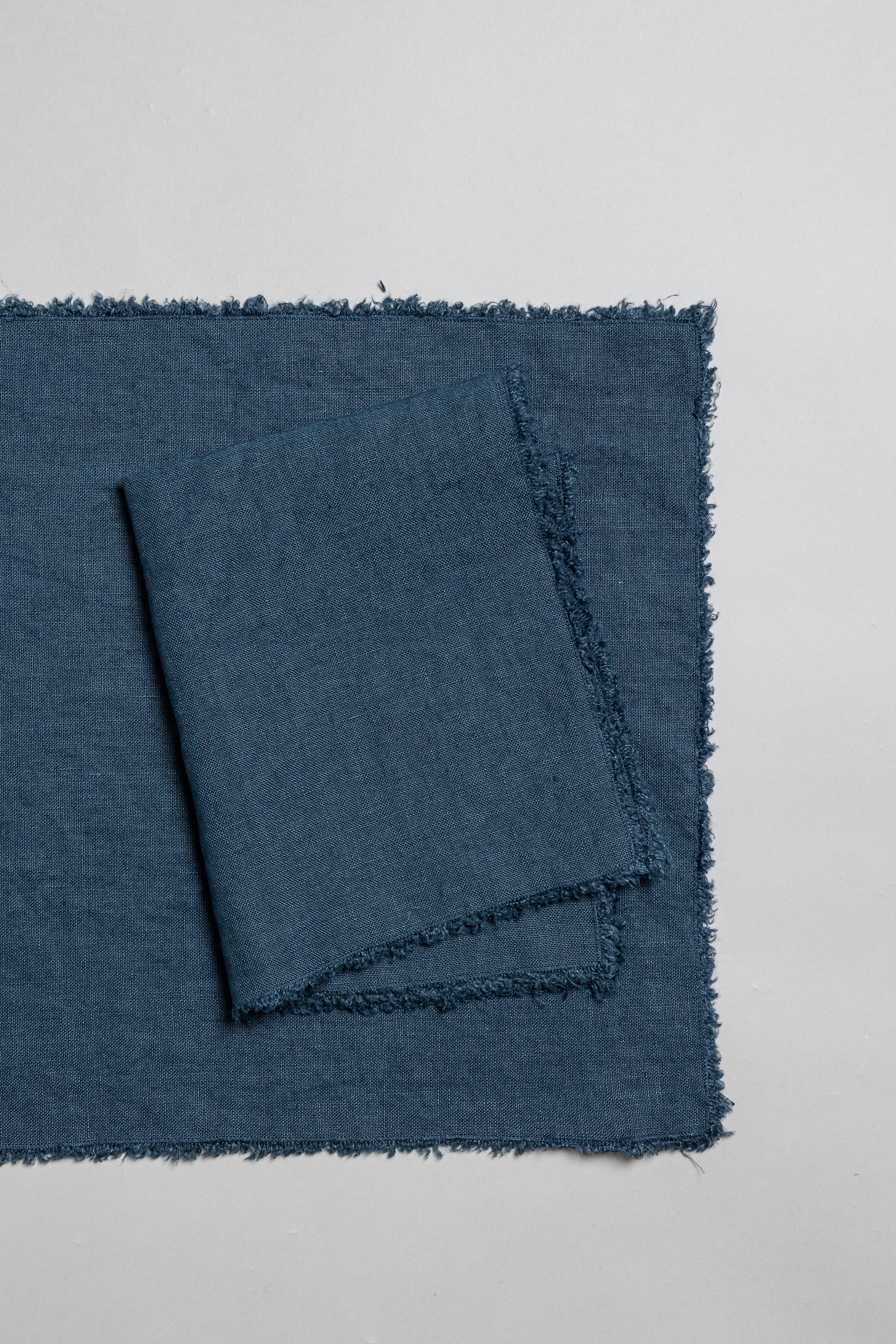 FEELUM homelinen by David Home srl - Wholesale Dinner & Cloth Napkin - OASI American placemat, made in Italy.3