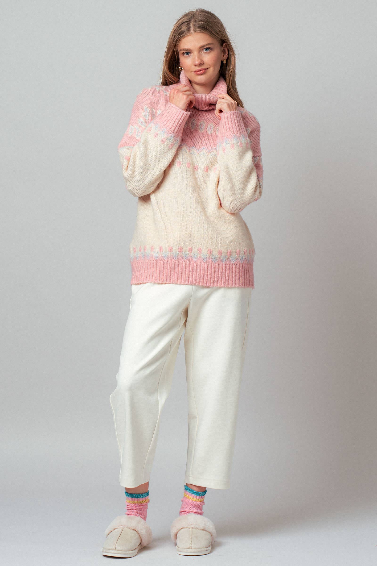 Urban Daizy - Wholesale Knit Sweater - Women's - Relaxed Fit Fair Isle Turtleneck Sweater4