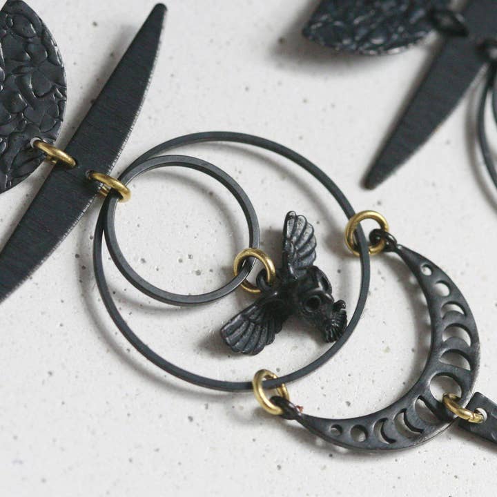 Colar de Declaração de Latão com Símbolo Espiritual | Holístico por atacado de Kaiko Studio